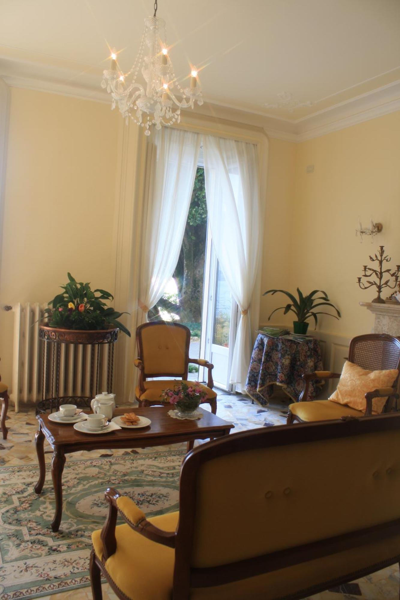 Villa La Mirabella Cadenabbia Экстерьер фото